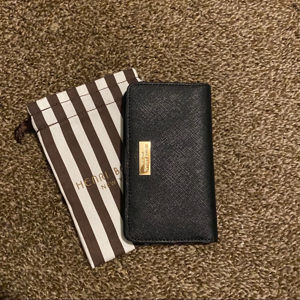 Henri Bendel Wallet.